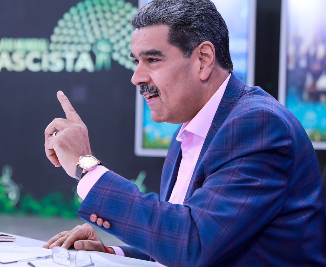 Crusoé: Militares levam a Trump opções de ação contra Venezuela