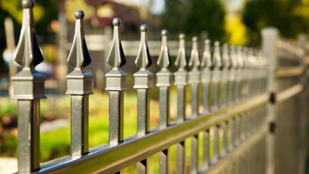 Novos padrões para cercas passam a valer em 2026 com mudança de 40 centímetros