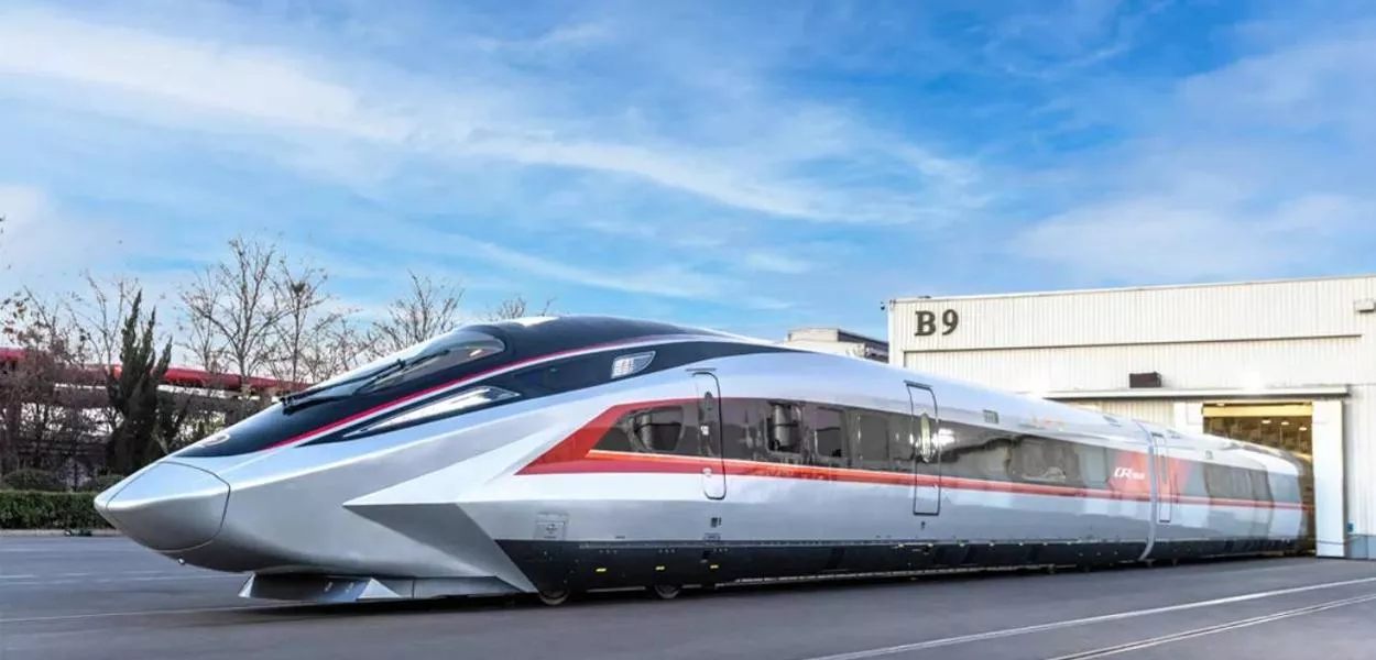 O trem-bala mais rápido do mundo é inaugurado, supera o japonês e se torna orgulho do país