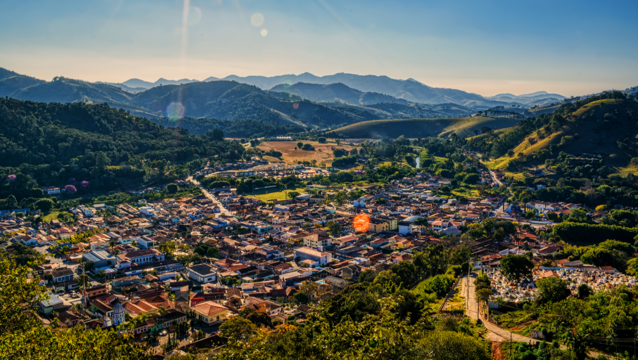 São Bento do Sapucaí está encantando quem busca paz e frio