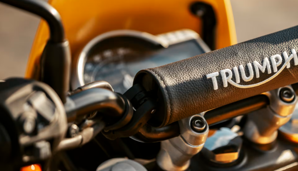 Triumph Scrambler 400 XC estreia no Brasil com preço imbatível e ficha completa