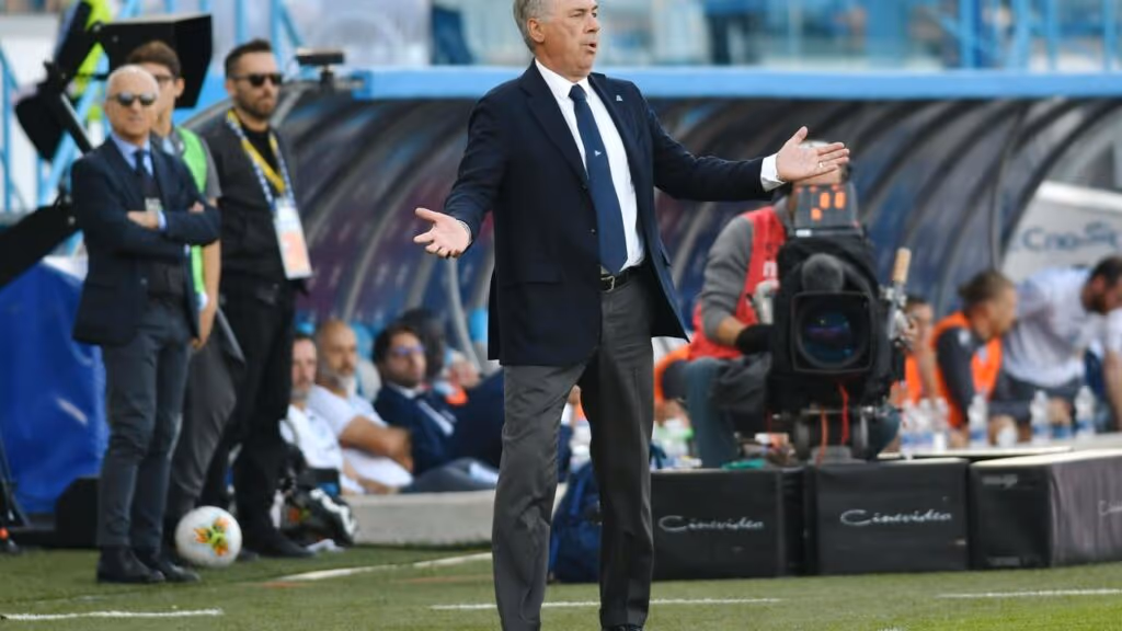 Carlo Ancelotti passa por situação constrangedora com técnicos brasileiros