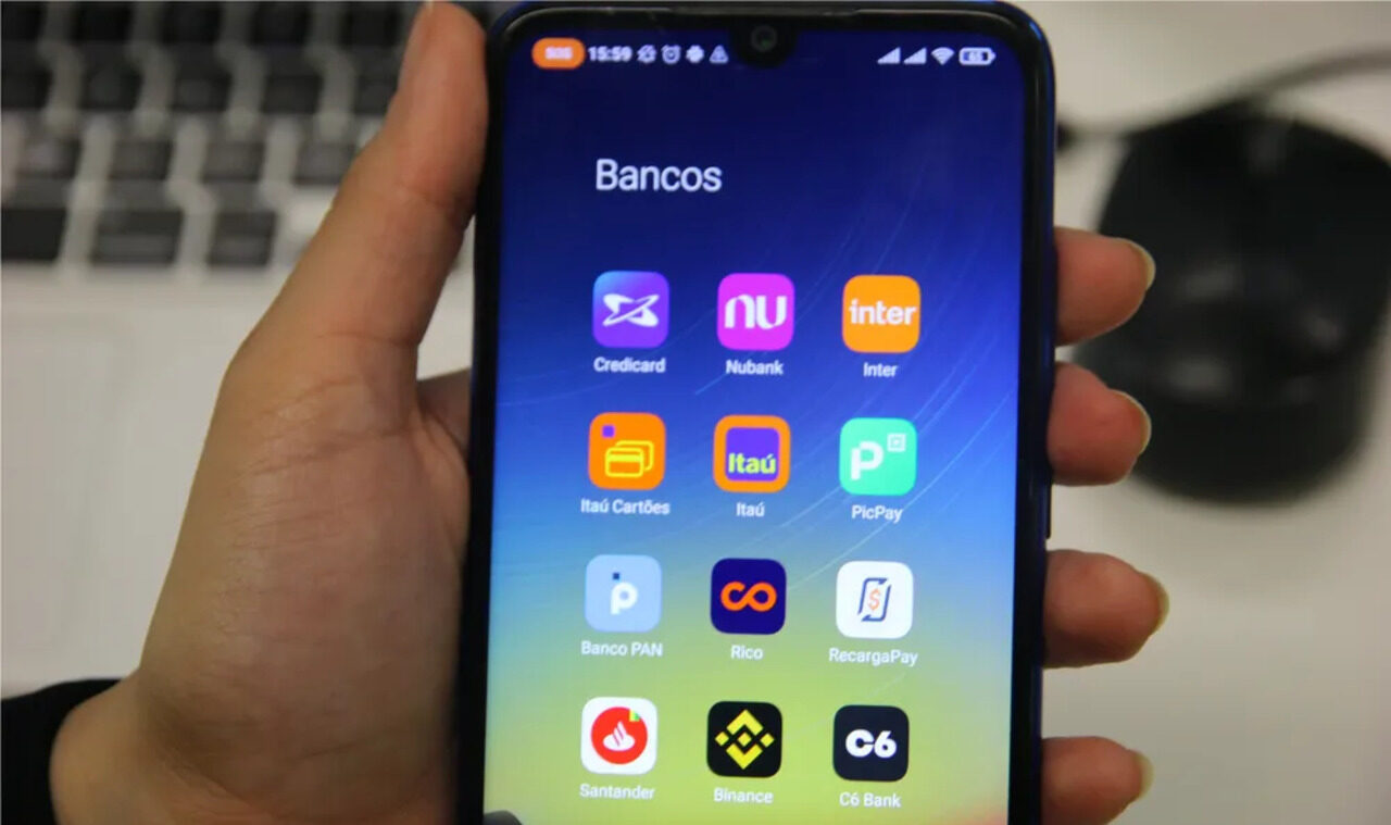 Como proteger o aplicativo do banco no celular contra invasões e clonagens