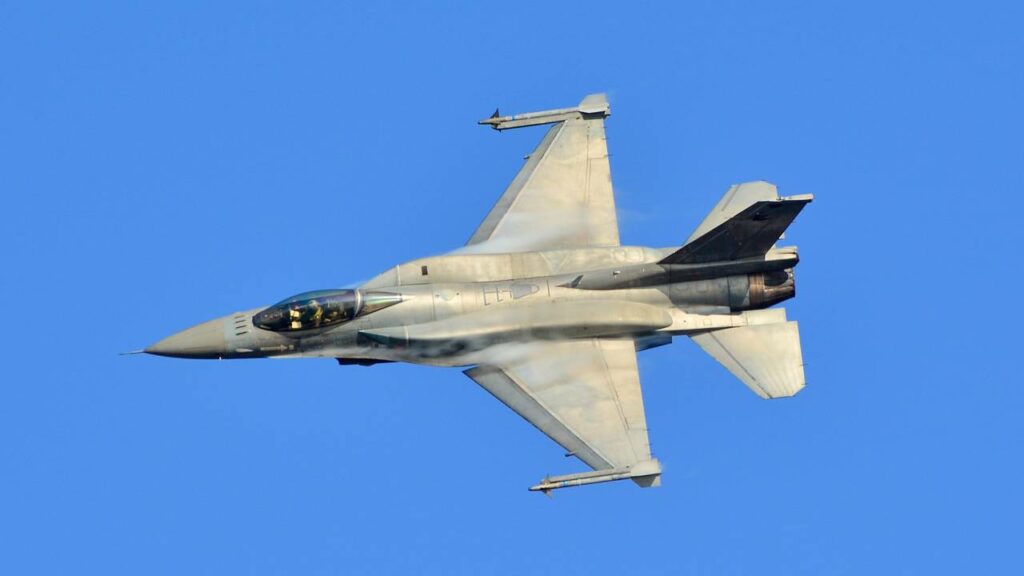 Nova era na aviação: Primeiro voo do avião supersônico “silencioso” X-59 (vídeo)