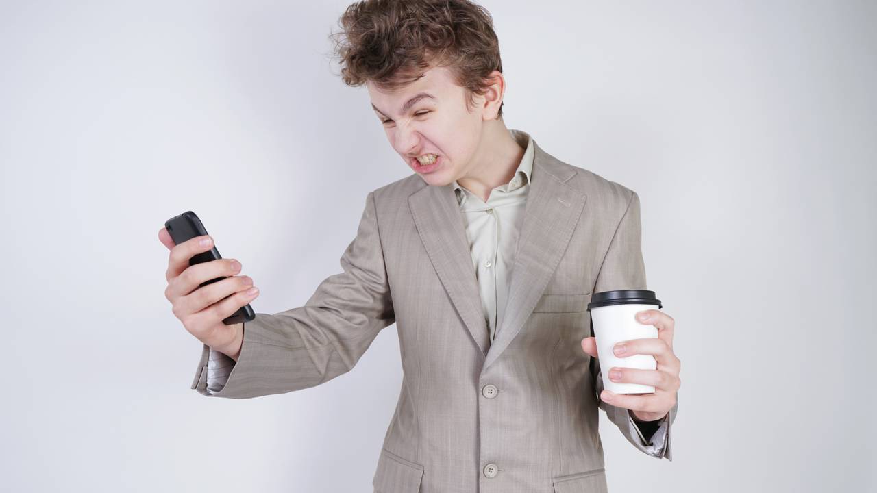 Celular lento? Veja como recuperar a velocidade com truques básicos