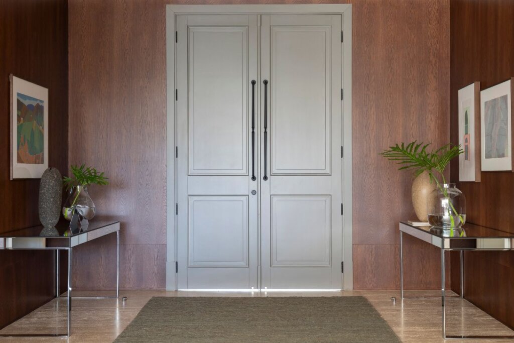 Madeira escura: saiba como usar essa tendência na arquitetura