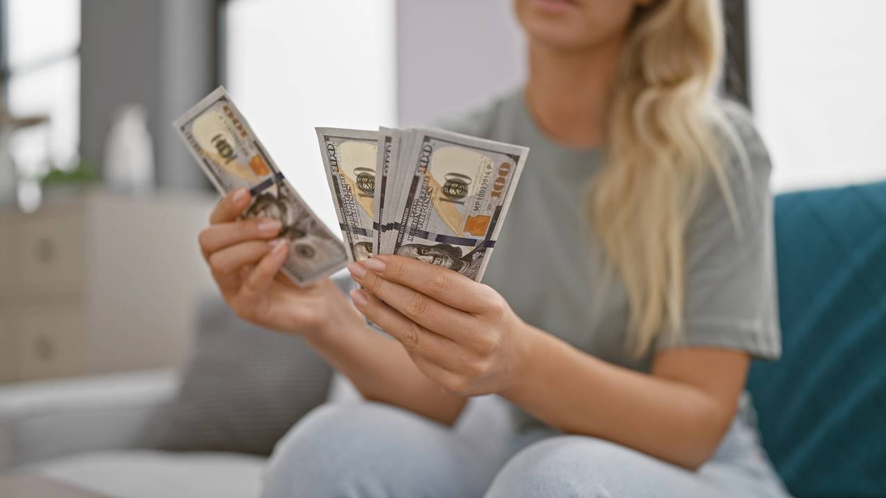 Esses signos vão fechar o ano de 2025 com dinheiro inesperado na conta