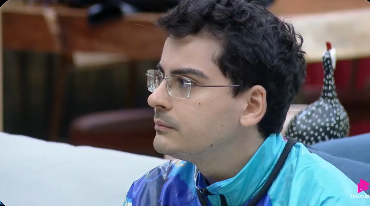 Dudu Camargo foi bloqueado por Gugu depois de piada obscena