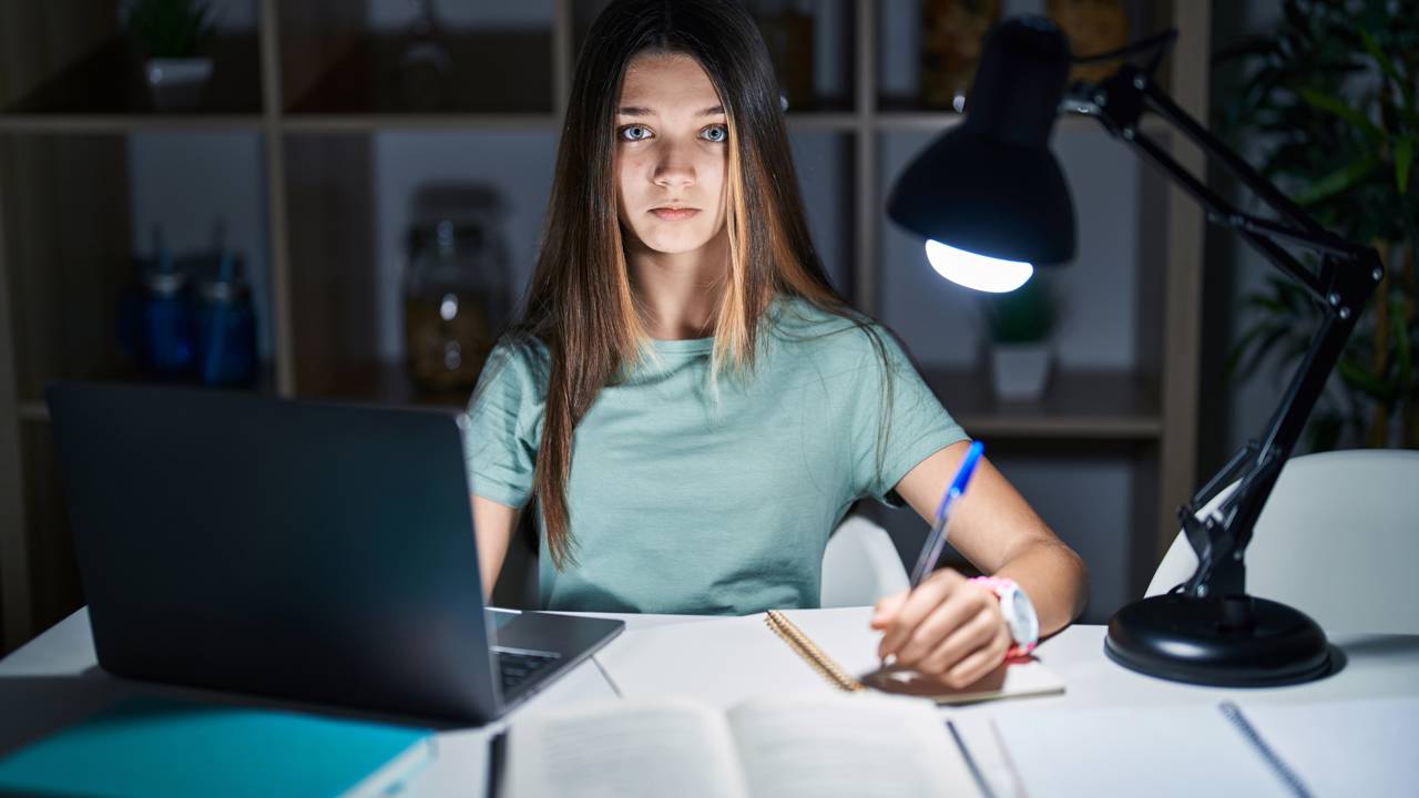 Como usar IA para estudar e passar em concursos