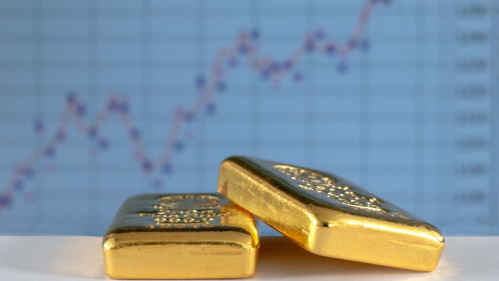 Quanto custa o ouro hoje, 24/11? Metal precioso protege contra inflação e atrai investidores