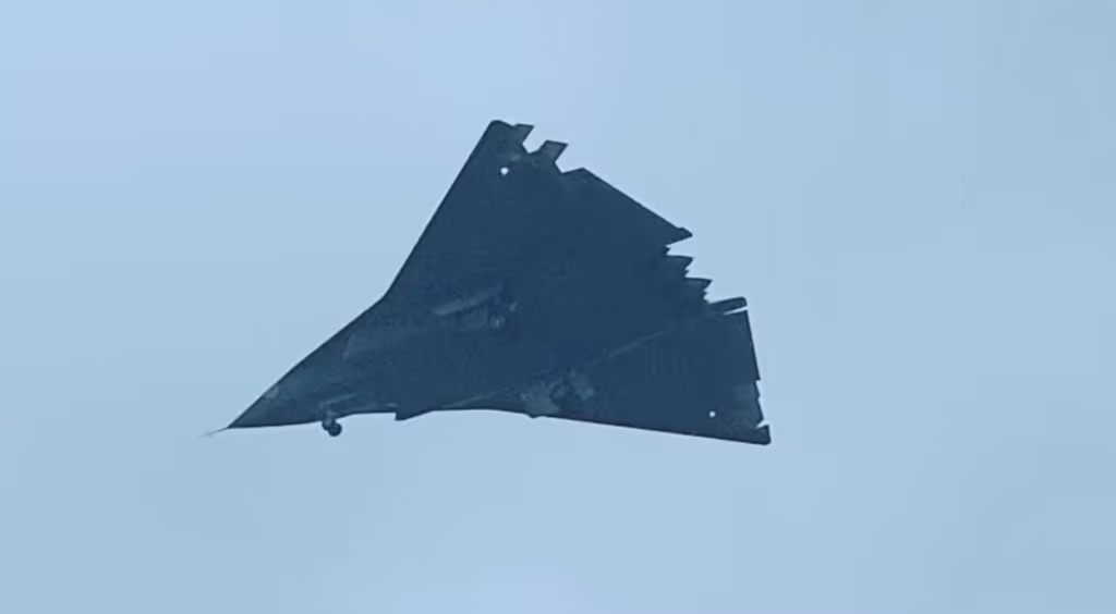 J-36: 6ª geração de caças chinês é de tirar o folego e impressiona o mundo militar