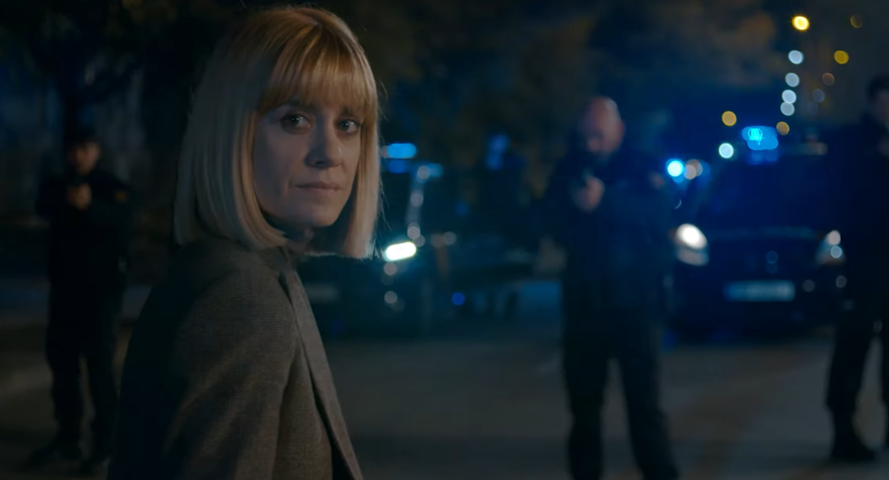 Essa série da Netflix surpreende com crimes do passado, drama e personagens cheios de segredos