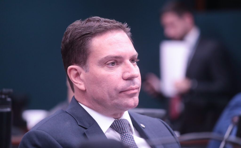 Diretor-geral da PF é convocado a dar explicações sobre caso Ramagem