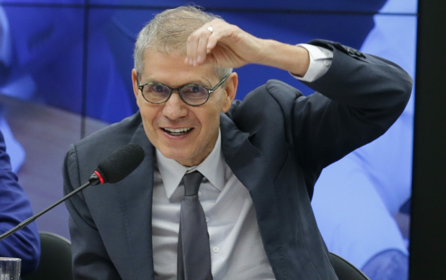 O silêncio da Secom sobre o sócio de Sidônio