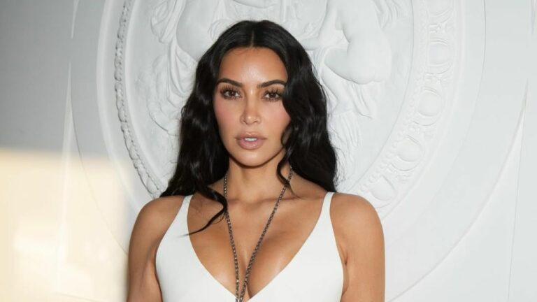 Kim Kardashian descobre aneurisma cerebral durante exame de rotina