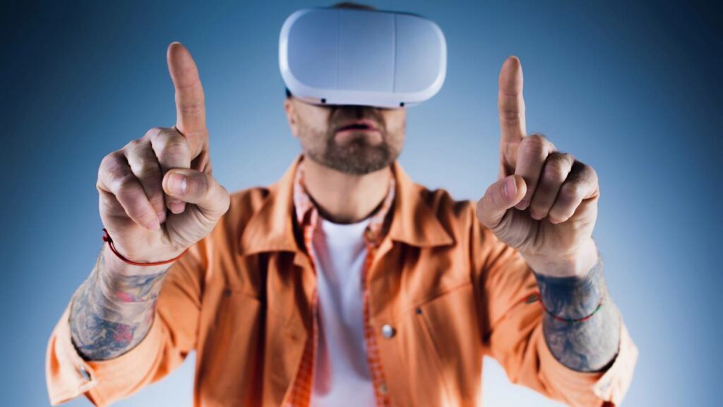 O que é o metaverso e como essa tecnologia está moldando o futuro digital