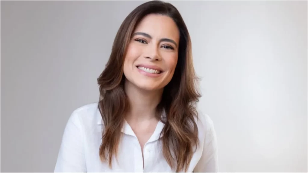 Depois de 20 anos, Michelle Loreto se demite da Globo