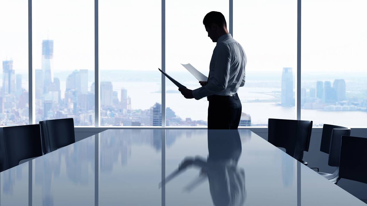 Primeiros passos para começar a empreender aos 40 com segurança