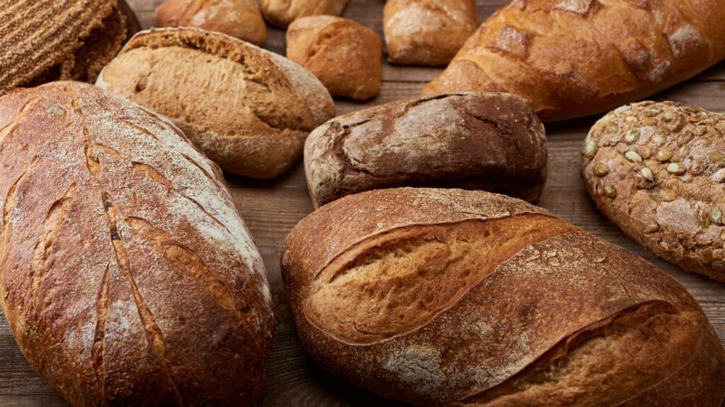 Por que o pão cresce tanto dentro do forno