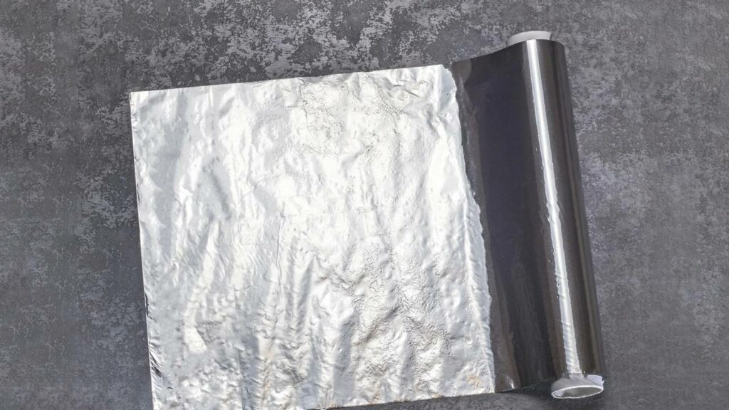 O lado brilhante segura mais calor - Créditos: depositphotos.com / sir2701