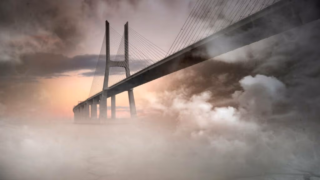 Ponte com mais de 700 metros de comprimento desaba na China