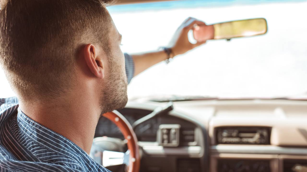 Esse erro simples nos retrovisores ainda geram muitas multas em 2025