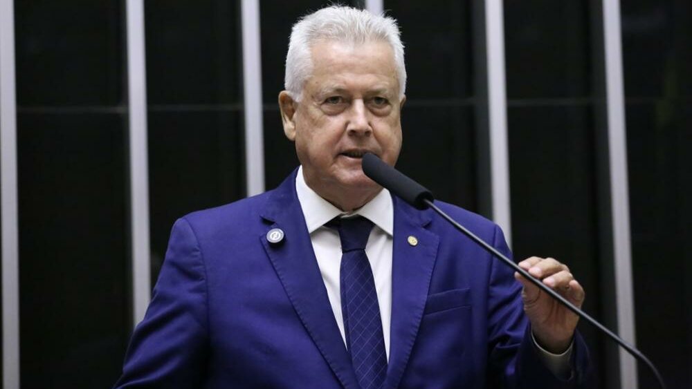 Deputado quer CPI para investigar fraude entre Banco Master e BRB