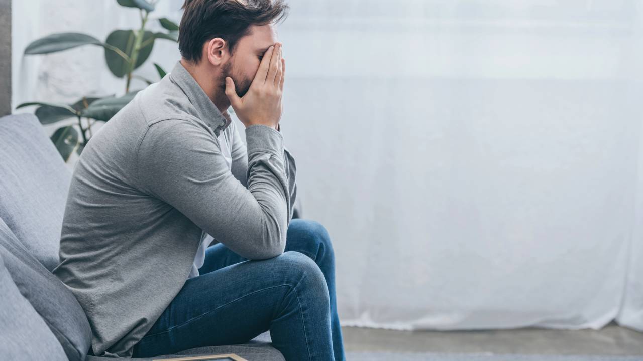 Seu QI alto pode estar sabotando sua vida amorosa sem você perceber