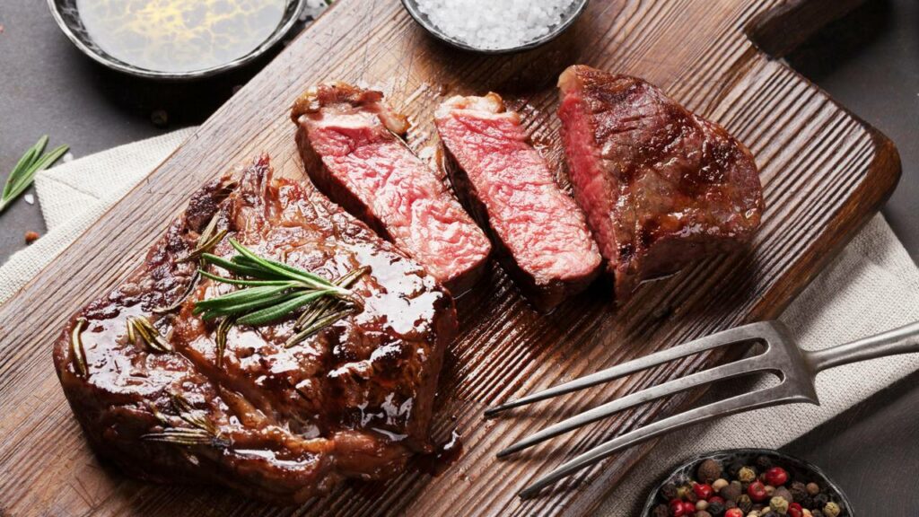 Pouca gente espera, mas descansar a carne muda totalmente o sabor depois de assar