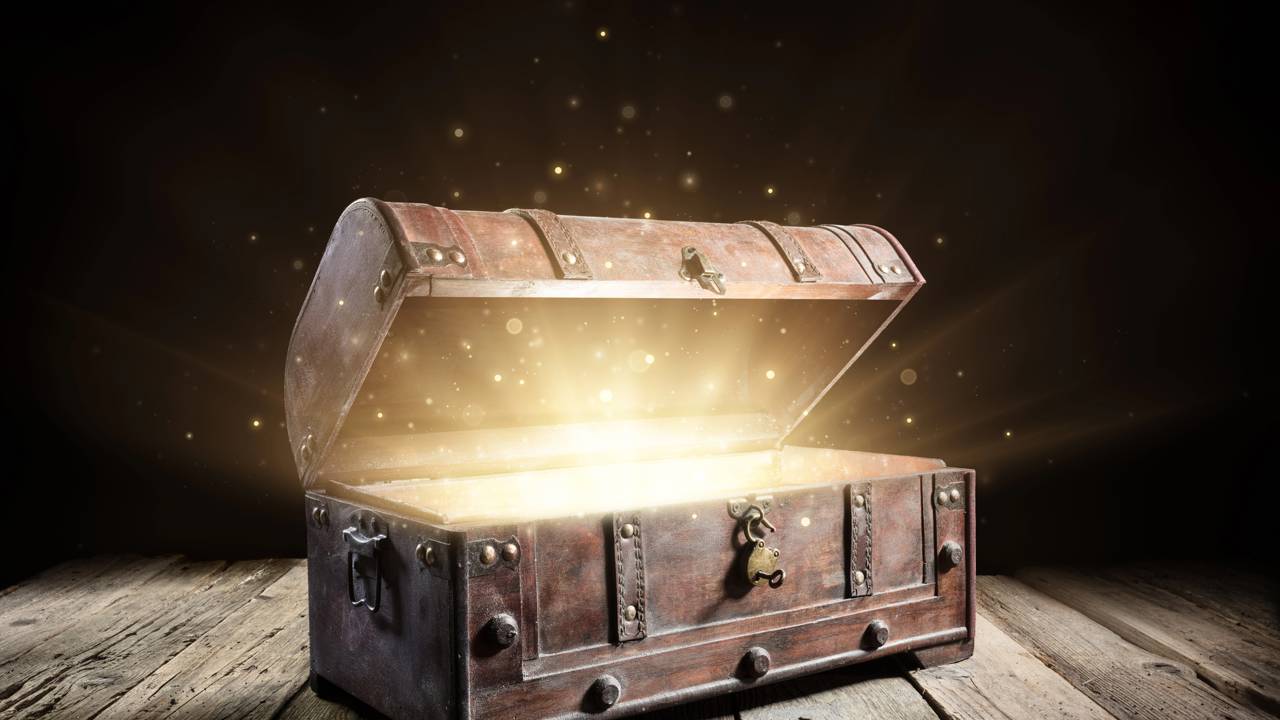 Tesouro de ouro de 2 milhões de reais foi encontrado por acaso durante uma caminhada