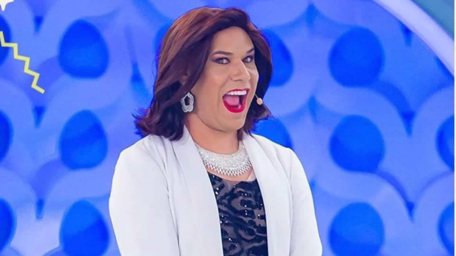 Tiago Barnabé deixa de imitar Narcisa Tamborindeguy