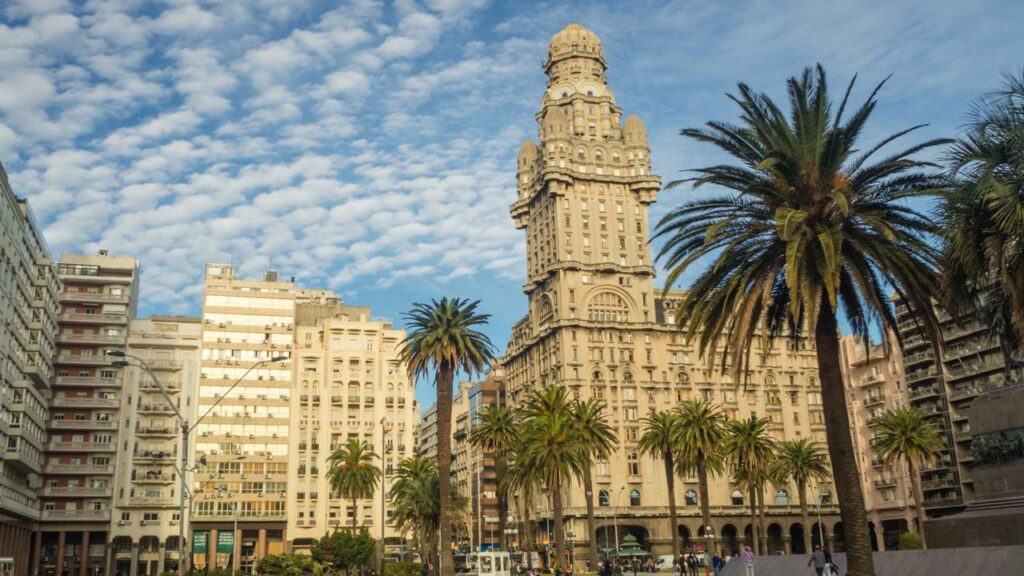 Um país pobre virou potência em energia limpa enquanto ninguém via