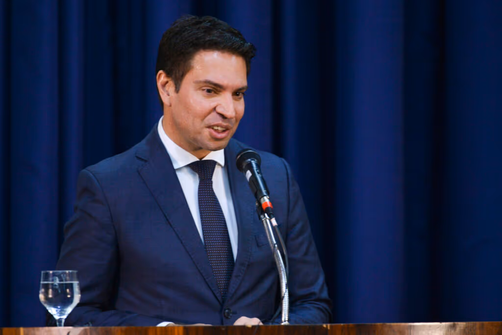 Crusoé: Qual é a chance de os EUA extraditarem Alexandre Ramagem?