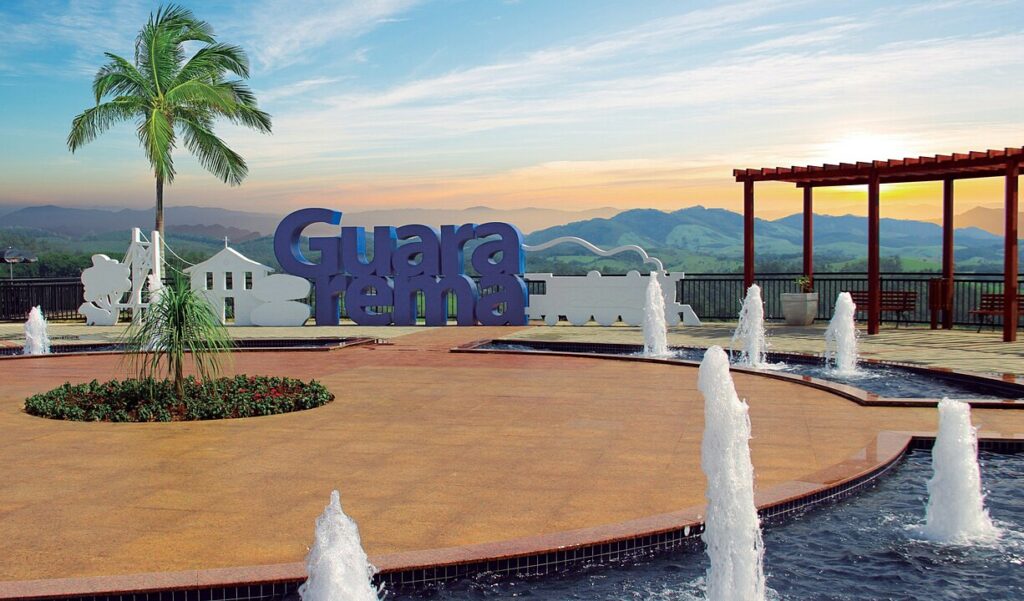 Guararema é uma cidade pequena, mas bastante conhecida pelo turismo - Por Prefeitura de Guararema / Wikimedia Commons