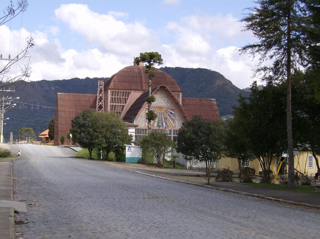 Urubici é uma cidade pequena, mas bastante conhecida pelo seu clima - Por Scheridon / Wikimedia Commons