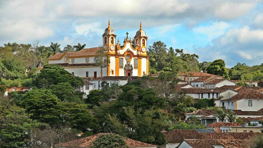 A cidade colonial que decidiu não correr junto com o tempo moderno