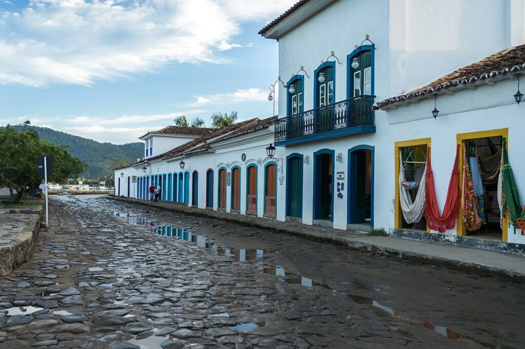 Essa cidade histórica à beira-mar virou um dos destinos mais charmosos e desejados do Brasil