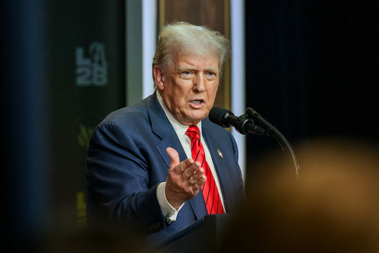 A tarifa como capricho: Trump e seu brinquedo preferido