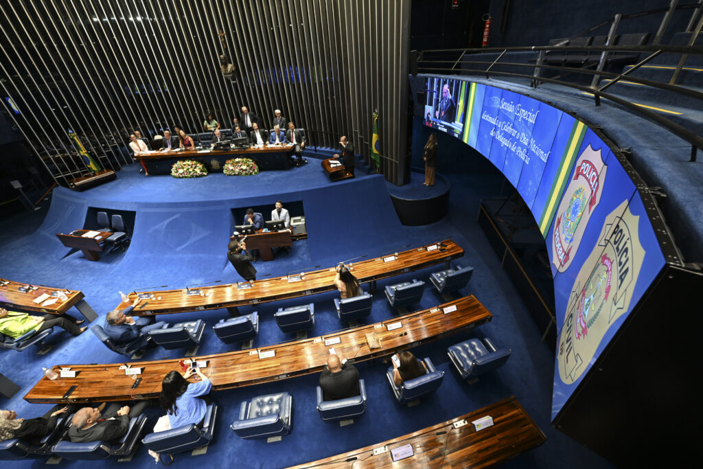 Como os novos detalhes da relação entre Nogueira e Vorcaro repercutiram no Senado