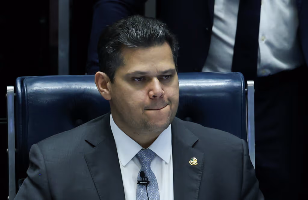 “Ato cruel movido pelo ódio”, diz Alcolumbre sobre atentado na Austrália