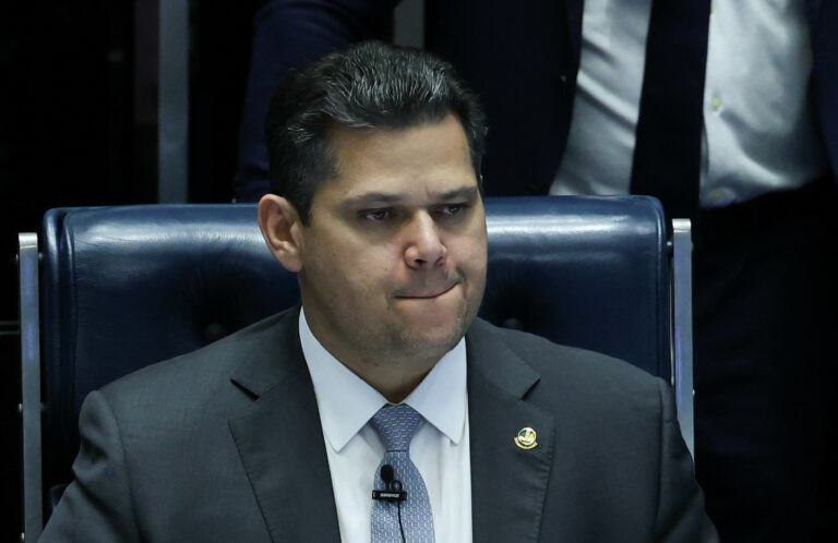 Via 'parlamentarismo de mimimi', PT tentou blindar Lulinha no grito e perdeu