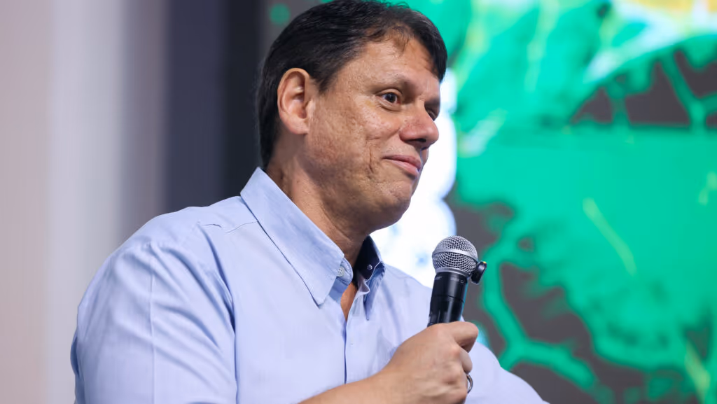 “Meu interesse é ficar em São Paulo”, diz Tarcísio após visitar Bolsonaro