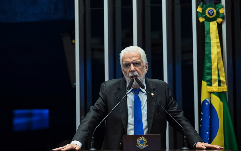Wagner rebate Gleisi: “Lamentável é nos rendermos ao debate raso”