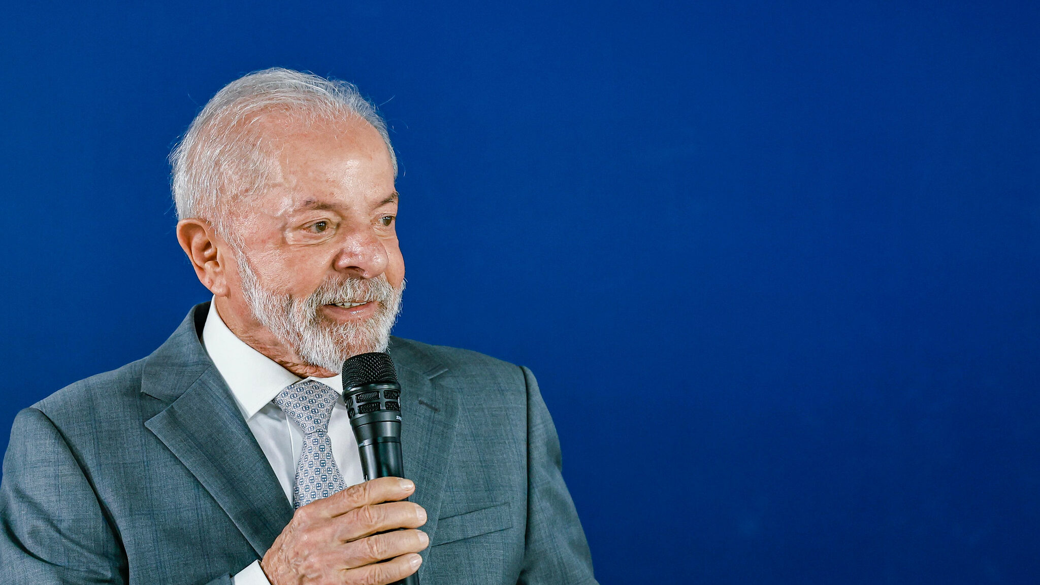 Lula reclama da “cretinice do ataque” de Zezé di Camargo