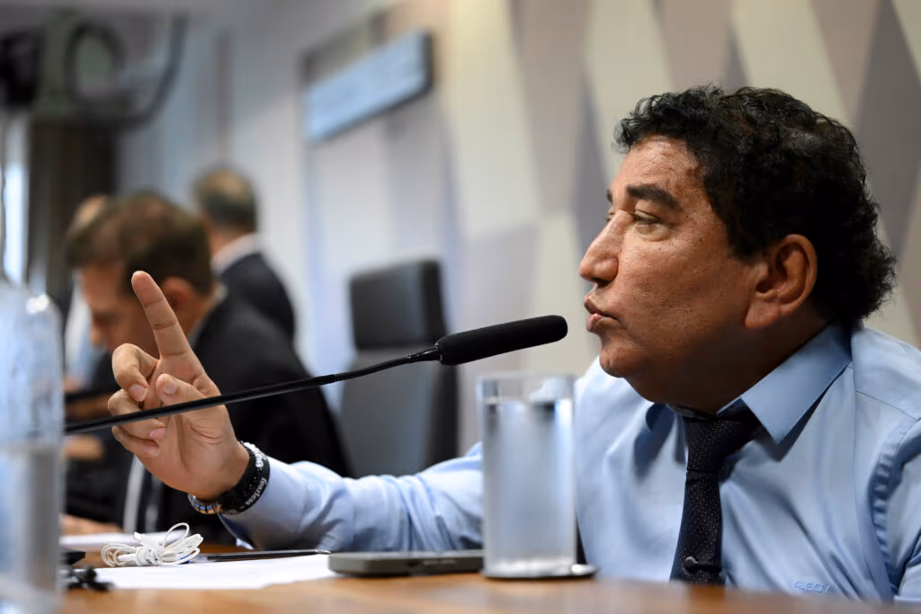 Um desafio de Magno Malta a Moraes