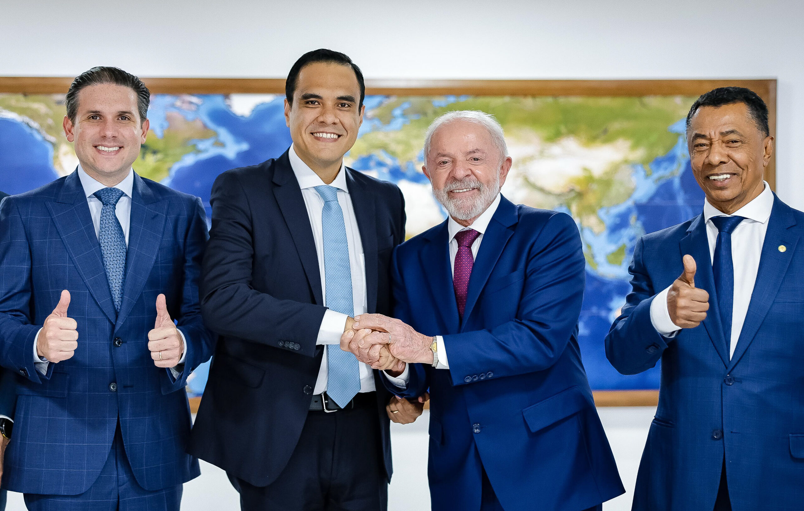 Lula anuncia novo ministro do Turismo