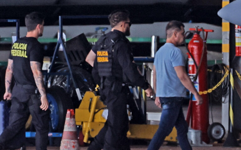 Fanatismo bolsonarista transforma até policial em fugitivo