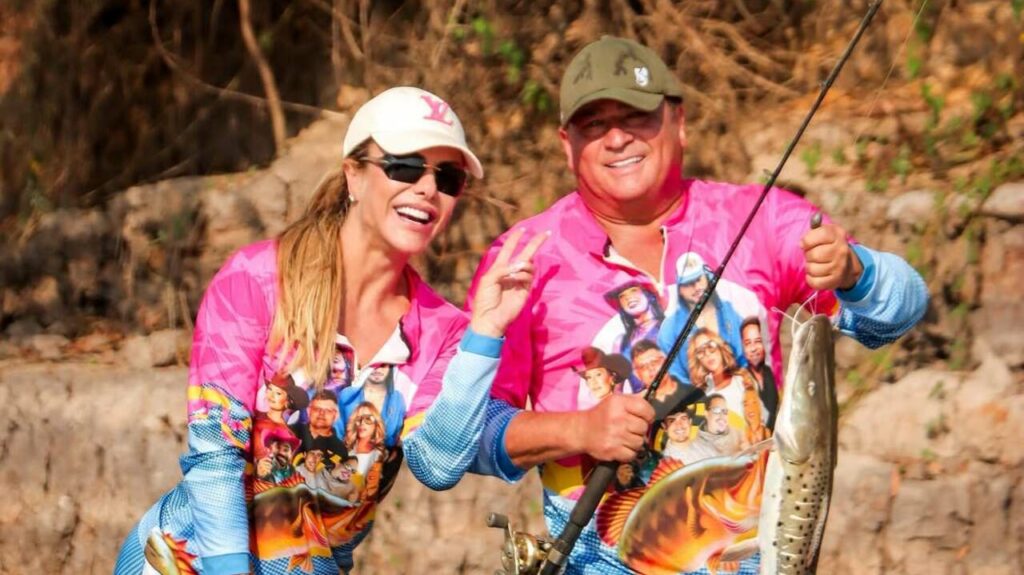 Cantor Leonardo surge internado e esposa atualiza seu estado de saúde