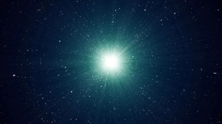 70% do cosmos é energia escura e 26% matéria escura. Ainda não sabemos quais são, mas a física vai revelar em cerca de 10 anos.