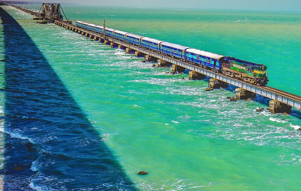 A Ponte de Pamban, a história da ferrovia que é uma obra-prima da engenharia em pé há mais de um século